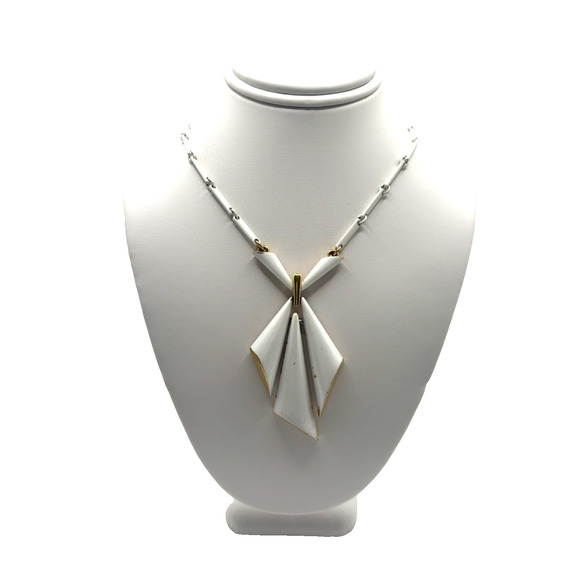 Vintage Trifari Enamel Necklace SA Crescent Brooch Earrings READ J2-3030 - Picture 2 of 10